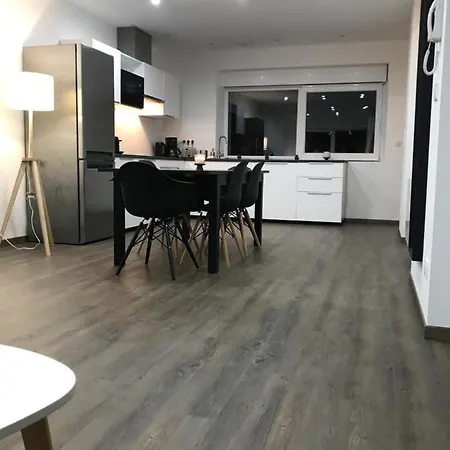Superbe En Duplex - 4/6 Pers - 1er Etage - Sur L'eau Apartment *