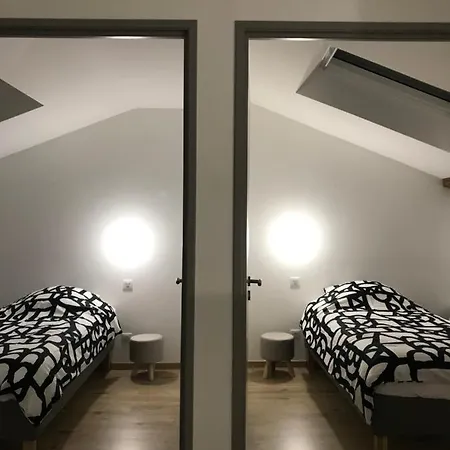 Superbe En Duplex - 4/6 Pers - 1er Etage - Sur L'eau * Blainville-sur-l'Eau